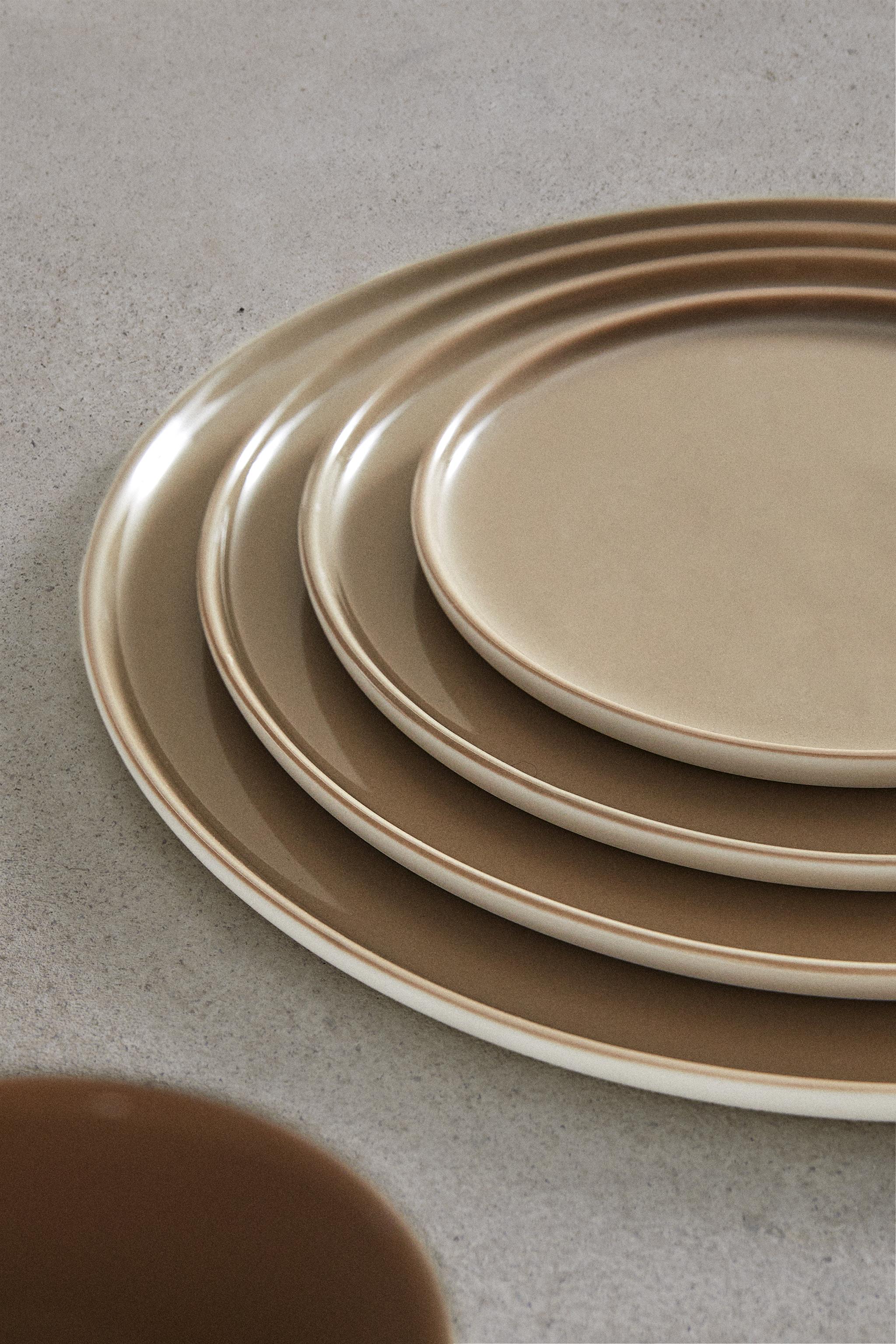 ENSEMBLE ASSIETTES PLATES EN PORCELAINE PETITES (LOT DE 2)